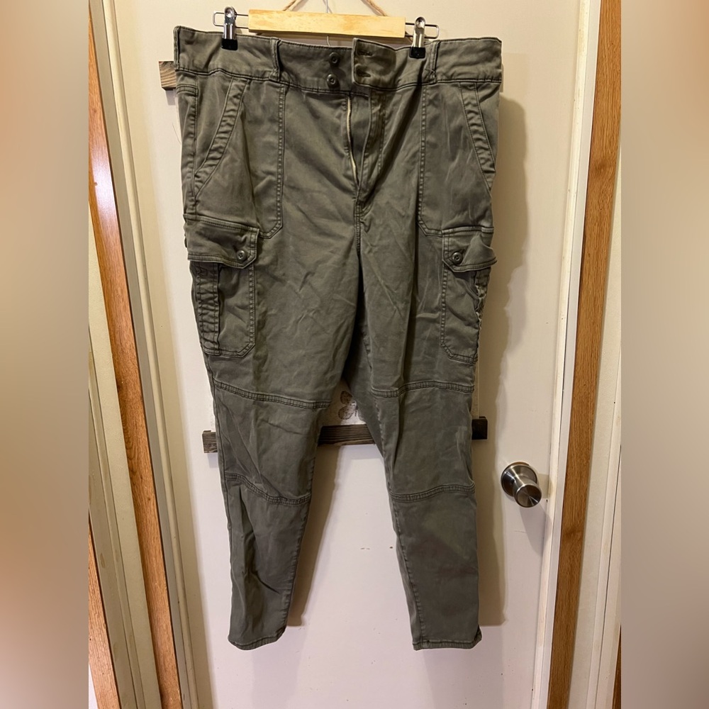 American Eagle Super High-Rise Jegging - Size 22